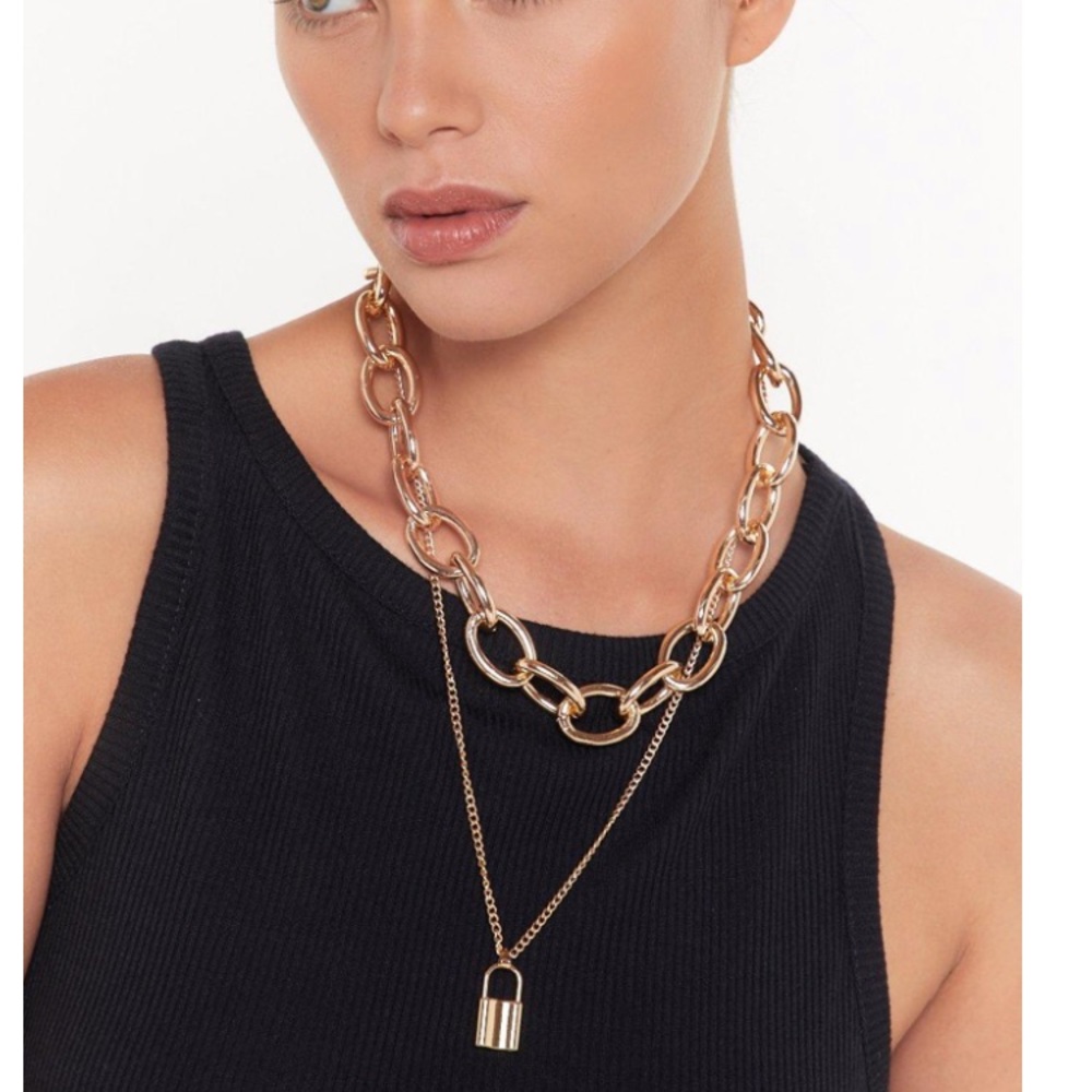 Chain necklace